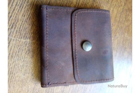 Pochette en cuir vintage avec poignées en métal doré - Ressourcerie