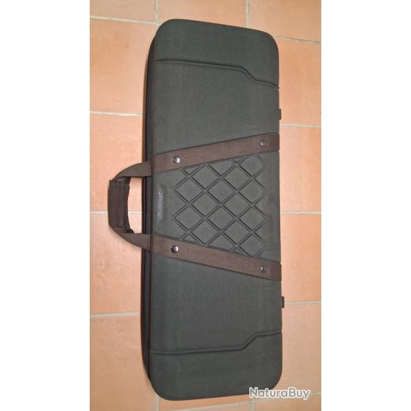 Mallette semi-rigide solognac jamais servie..