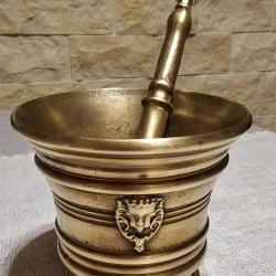 Pilon et mortier en bronze