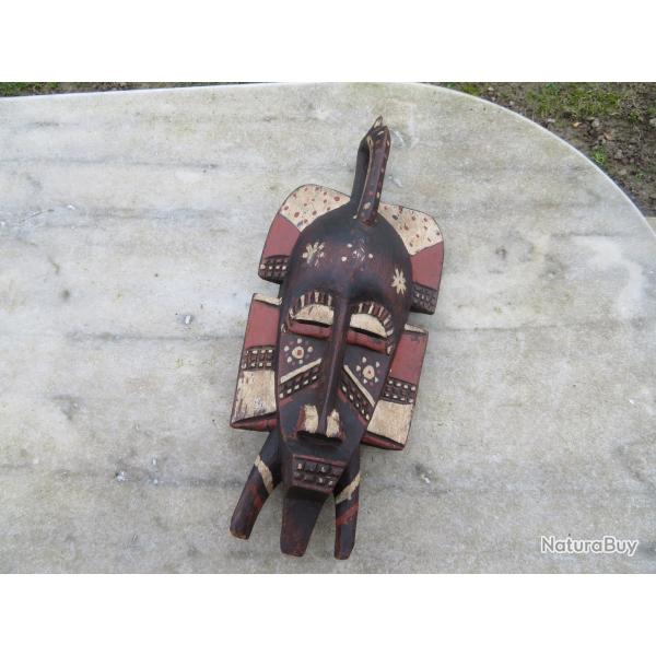 Masque vintage Senoufo fabriqu� � la main en bois avec polychromie (H 40 cm) - C�te d'Ivoire (XXe)