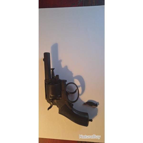Revolver English  en calibre 320 ,5 coups