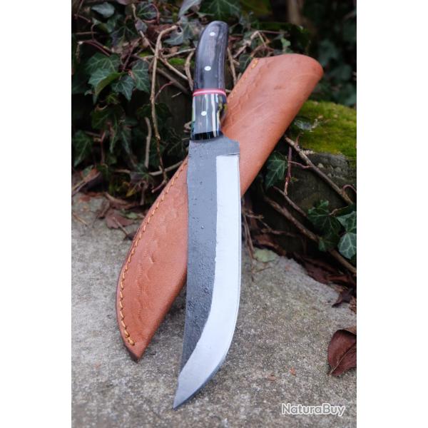 Couteau Trappeur/Gaucho Full Tang Lame Acier Carbon 1075 Manche Plaquettes Bois Etui CUir F ArtisanA