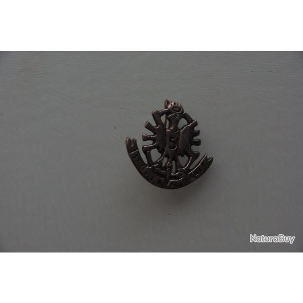 INSIGNE DU 5 � REGIMENT  CUIRRASSIERS  / BERET ---- FABRICATIOIN ARTISANALE ------------