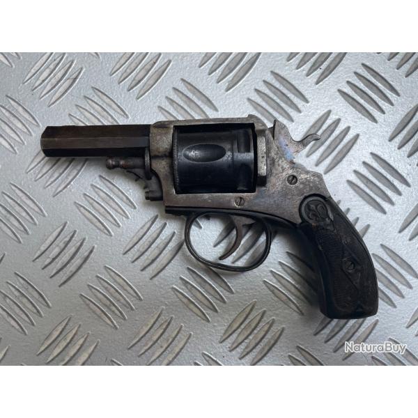 Revolver � poudre noire 8mm - 1� sans prix de r�serve !