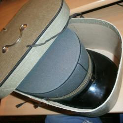 Kepi de capitaine d'infanterie Arm&eacute;e Suisse 1941 avec sa boite d'origine