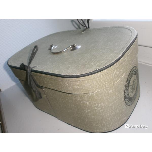 Boite � k�pi, coffret chapeau militaire suisse 1941