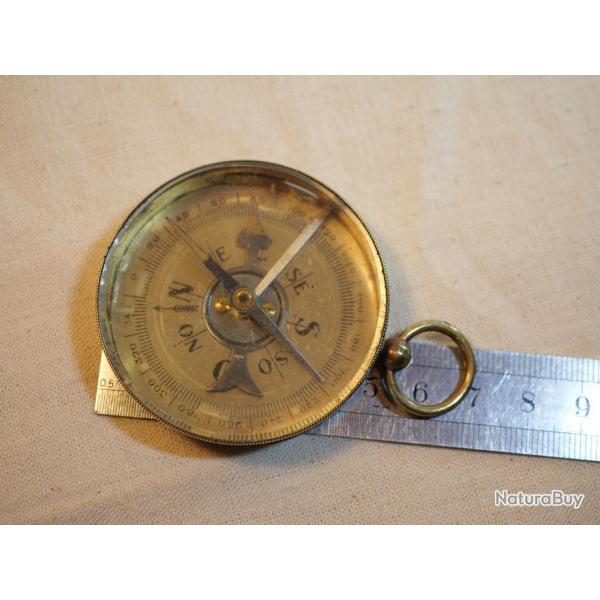FRANCE WWI et WWII - boussole ordinaire de l'arm�e fran�aise - SDC24BOU004
