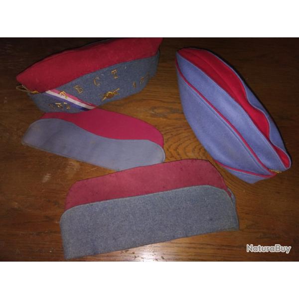 Lot de 4 calots st cyr diff�rente �poque