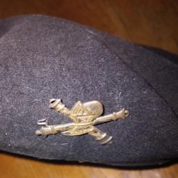 B&eacute;ret militaire ? A d&eacute;terminer