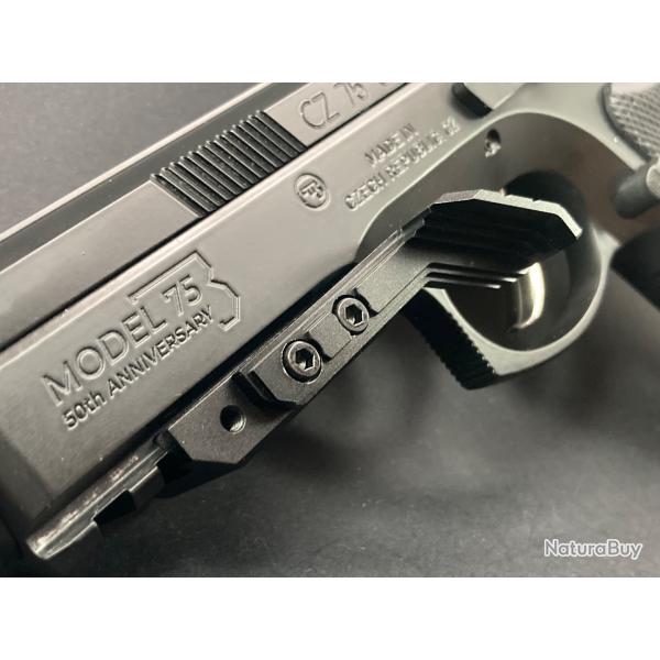 Repose Pouce Universel R�glable en Aluminium anodis� Noir