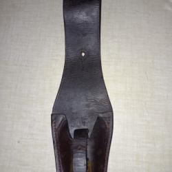 Fourreau b&acirc;illonnete berthier