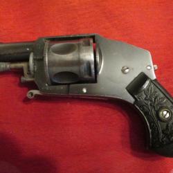 REVOLVER BULLDOG HAMERLESS PUPPY 320 PROCHE DU NEUF