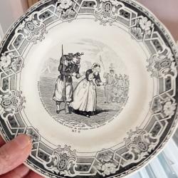 assiette parlante diam&egrave;tre 20 cm num&eacute;ro 9