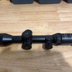 Lunette SCHMIDT & BENDER 3-20x50 PM II Ultra-Short LP ret.P4FL 1 cm DT27 MTC LT/ST CZ CT (1er Plan)