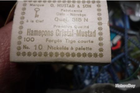 Boîte De 100 Hameçons De Pêche Vintage Musthav - Fabriqués Au Japon
