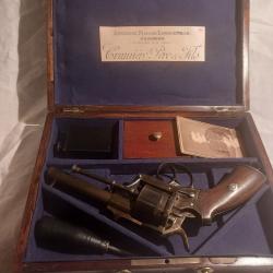 BEAU REVOLVER LEFAUCHEUX GENRE 1862 CAL 12 MM  BROCHE  CADRE  FERME  DOUBLE  ACTION