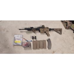 M4 magpul avec accessoires