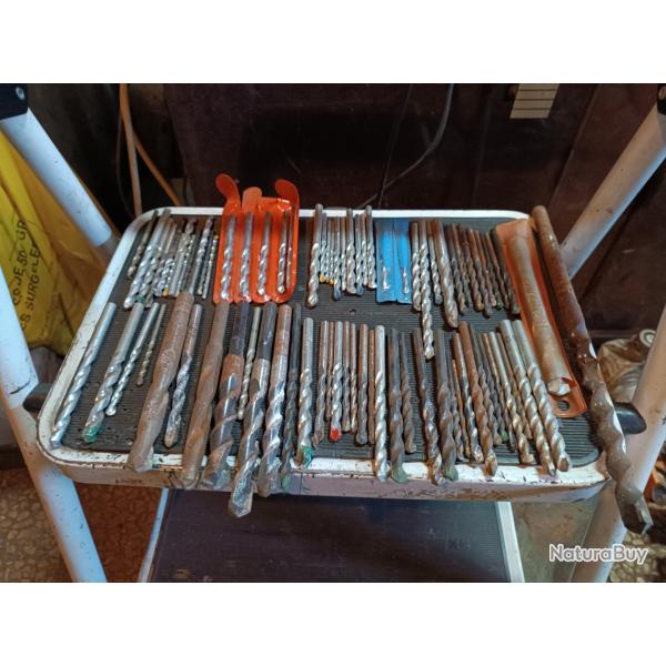 Lot de 81 for�t a plaquettes carbure b�ton bois etc une grande partie non servi