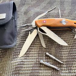 COUTEAU MULTIFONCTIONS WENGER &laquo;&nbsp;MIKE HORN&nbsp;&raquo;