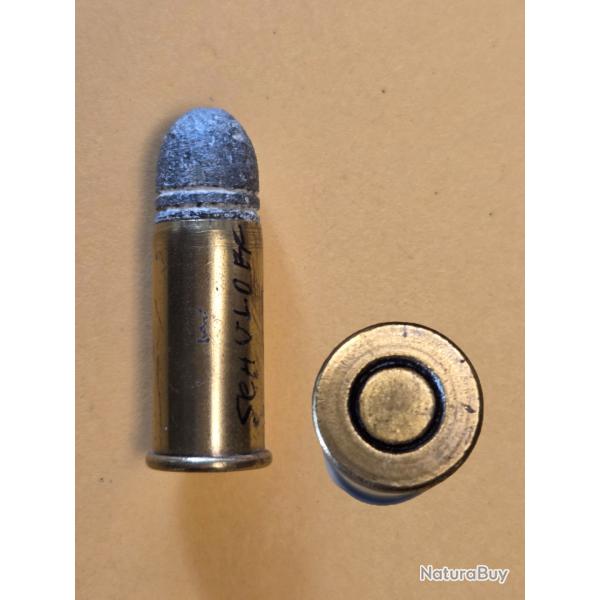 Une 10.7 x 24,6 R Schulhof pour pistolet de tir autrichien vers 1880 poudre noire D