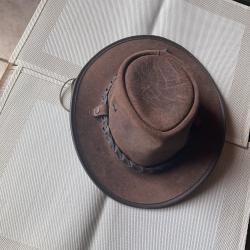 Chapeau en cuir Australia, pas de prix de r&eacute;serve