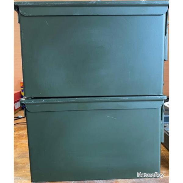 Deux caisses munition m�tal vertes