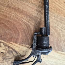 revolver &agrave; broche 9mm