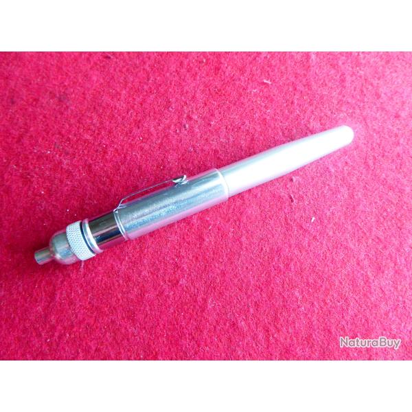 BURETTE A HUILE EN ALUMINIUN �tanche !- neuve !Stylo � huiler de pr�cision