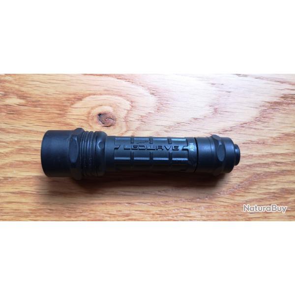 Lampe tactique Ledwave C3   360 lumens avec clamp pour fusil � pompe