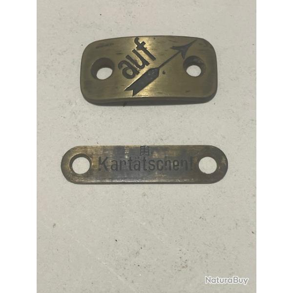 DEUX PLAQUE LAITON AVEC SIGNALETIQUE EN ALLEMAND
