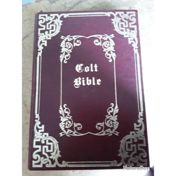 Coffret Bible Colt. Reliure � la feuille d'or .Carton tr�s solide. TBE . Pour Colt 5,5 " maximum.