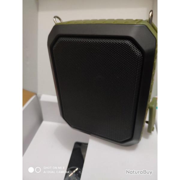 Veilleur De Nuit Hutte Avec Amplificateur Micro waterproof autonomie 10-12h, Bluetooth 4.2