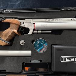 Vends pistolet match 10 m TESRO PA10-2 CALIBRE 4,5 mm Mod&egrave;le SIGNUM