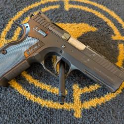 Pistolet kmr umbra W-02 cal 9x19