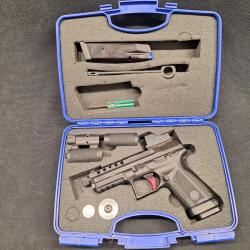 Pistolet Luger MC9 Xtreme, Cal. 9x19 - 1� sans prix de r&eacute;serve !!