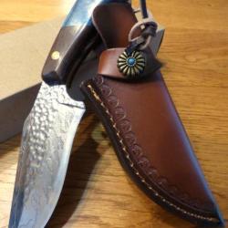 SPLENDIDE COUTEAU BRUT DE FORGE MAIS POLI + FOURREAU + PRESSION FLEUR ET TURQUOISE -- ACIER RASOIR -