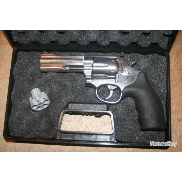 REVOLVER SMITH WESSON 686 4" CALIBRE 357MAGNUM