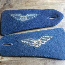 paire  d' &eacute;paulettes  air