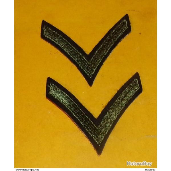 ARMEE AMERICAINE U.S : PAIRE INSIGNE EN TISSU DE L' U.S� , INSIGNE AVEC UN GALON� ,�ETAT VOIR PHOTO