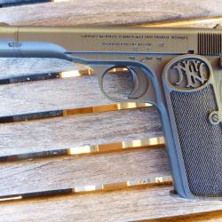 Reproduction de pistolet Browning 10/22 Allemand production d'occupation
