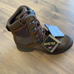 Chaussure haix neuves