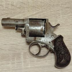 Revolver 450 Bulldog