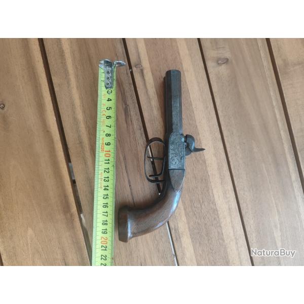 Pistolet � percussion