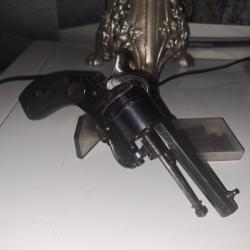 R&eacute;volver a broches 7mm S&W