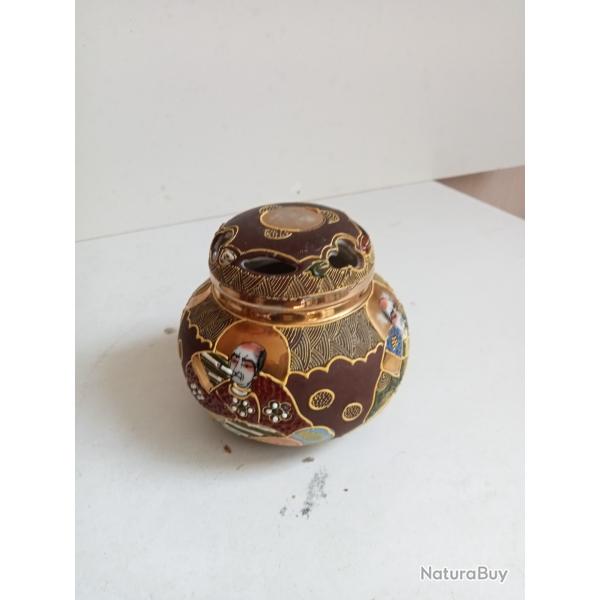brule encens Satsuma en porcelaine de chine hauteur 7 cm x 9 cm