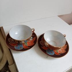 2 tasses et 2 soucoupes Satuma  en porcelaine hauteur 5 cm