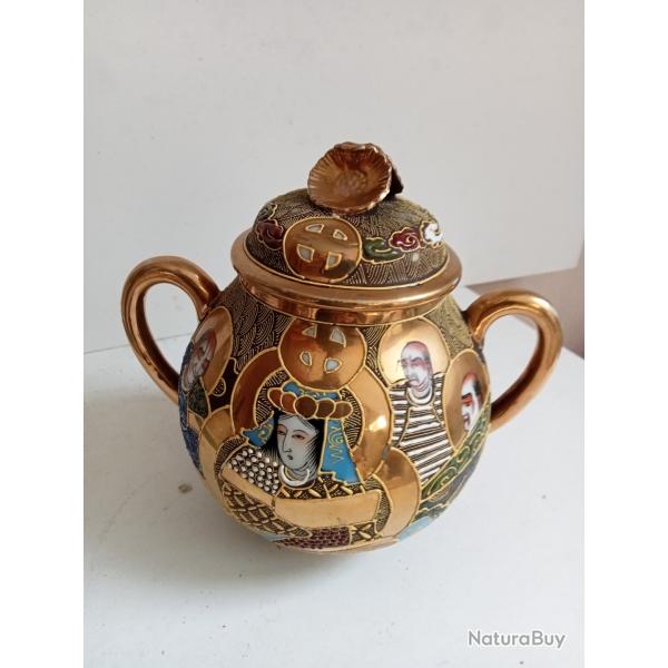 pot a sucre Satuma  en porcelaine hauteur 17 cm x 16 cm