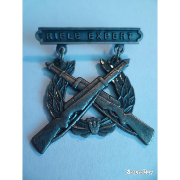 Reproduction Pin's de l'insigne de qualification "Expert Rifle Badge" de l'U.S. Marine Corps