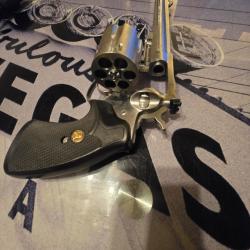 Revolver Roger redhawk 44 mag