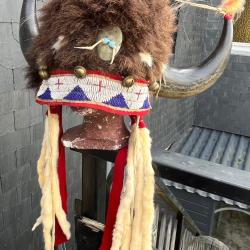 Grosse coiffe bison indiens des plaines sioux cheyenne seedbeads